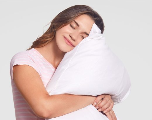 photo-avec-femme-et-oreiller